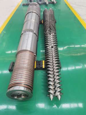 Твердость винта HRC 58-62 и твердость нитрирования 950-1050HV для конической системы тандемного винта